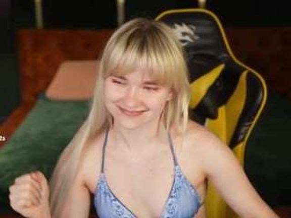 AvaKiss