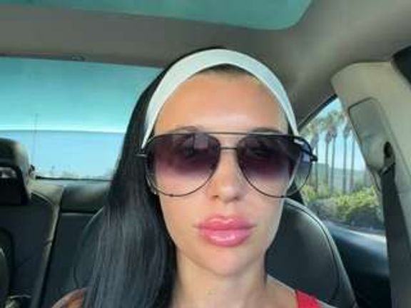 Tight Tiny MILF