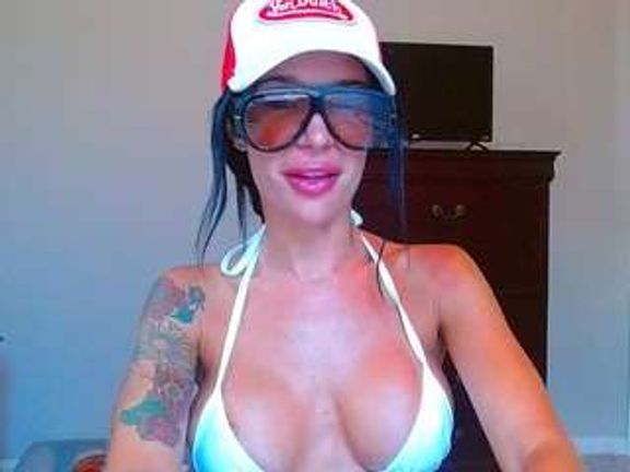 Tight Tiny MILF