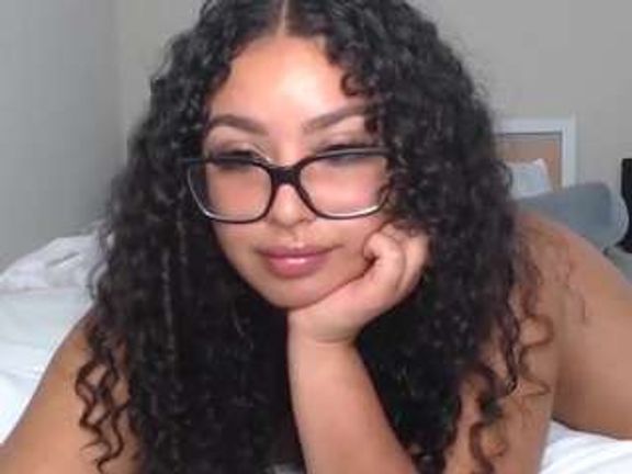 Lia L