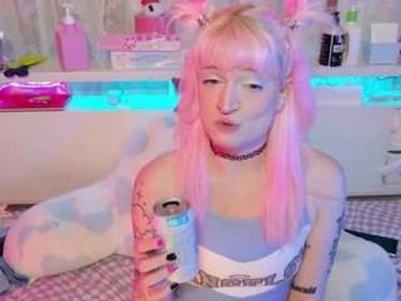 squeezypeach
