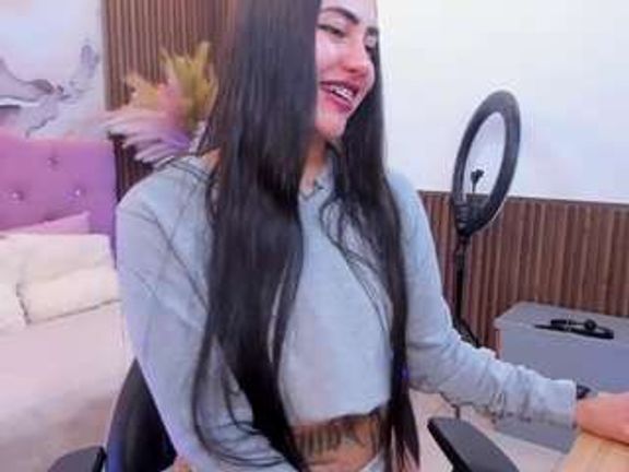 kiara-tay