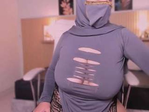 Cloe-adams