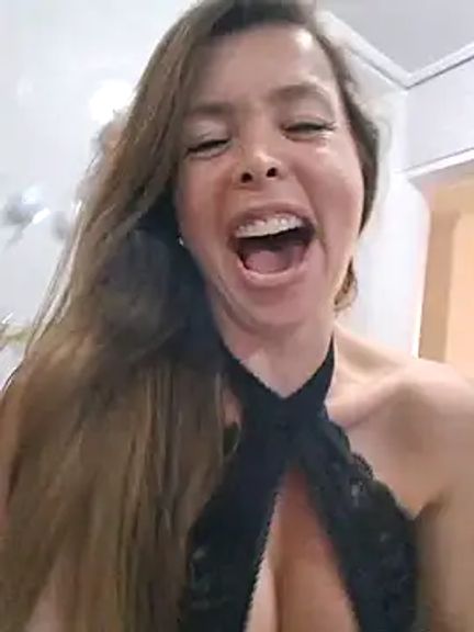 karina_warthon