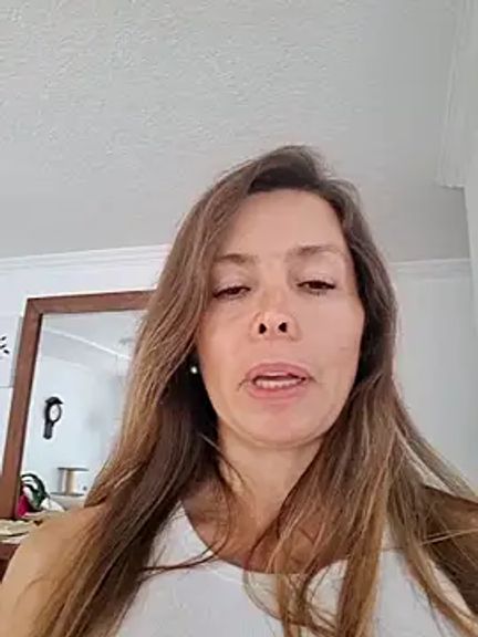 karina_warthon