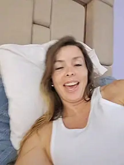 karina_warthon