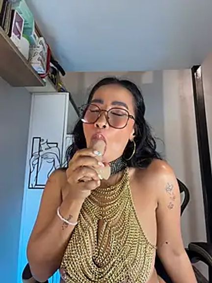 AsianMilfSheryl