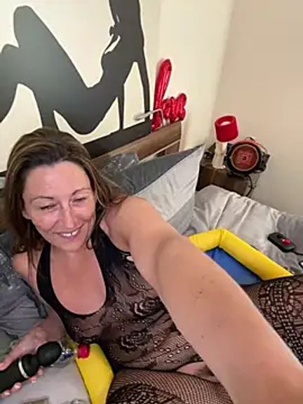 Sophia-Squirts-UK
