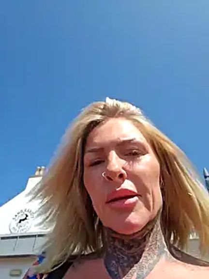 YourMommyBlair