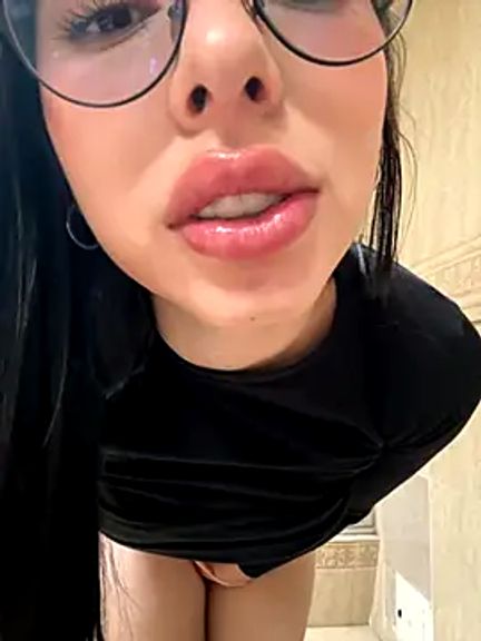 isabella_jade