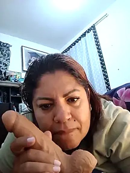 Karla_Hilton18