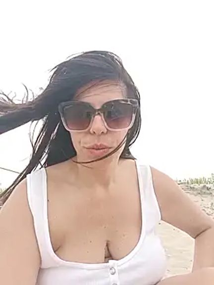 Sara87Show4U