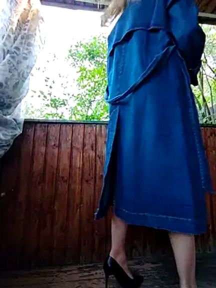 Madam_Evi