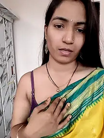 SexyIndianCouple