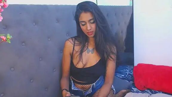 Delilah_Blazee