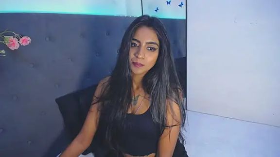 Delilah_Blazee