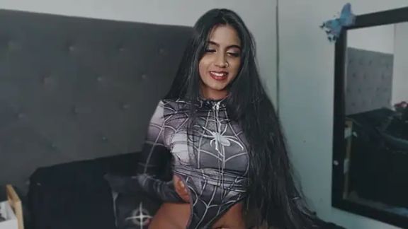Delilah_Blazee