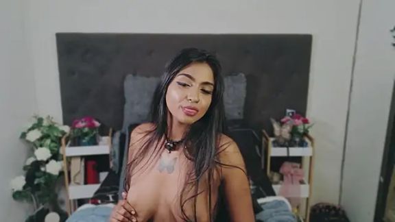 Delilah_Blazee