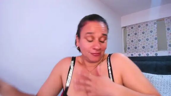 sofi_saliva2511