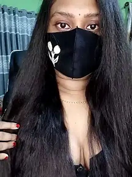 Idhika-Paul