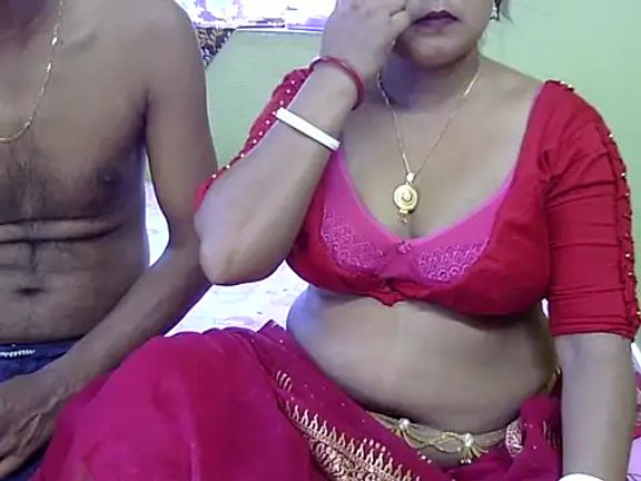 Shy_Housewife_32