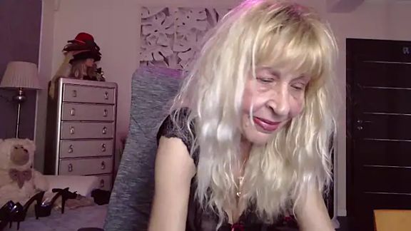 HornyMilf_555