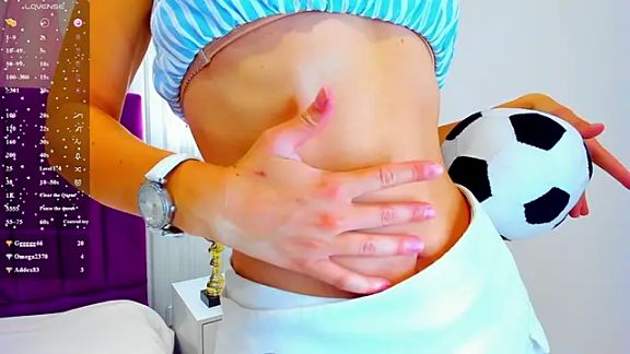 Kelly_Cuutie