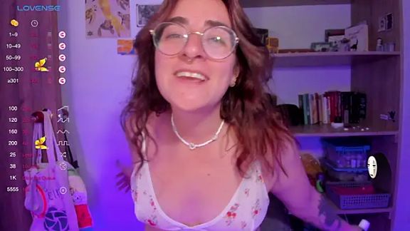 linda_giggle