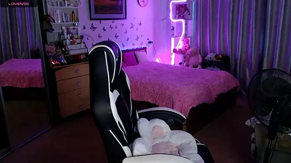 Sidney_blush