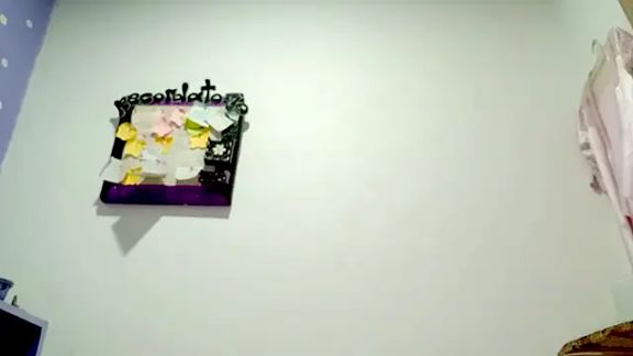 PetiteIvoryQueen19