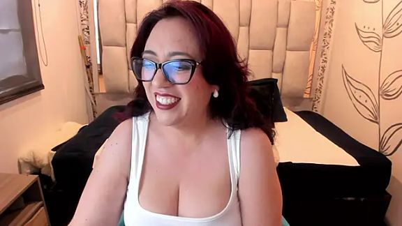 Victoria_Adamns