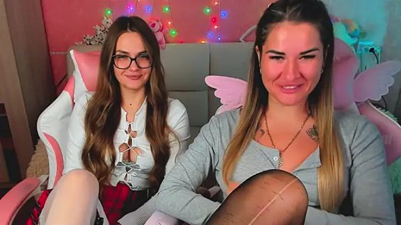 hotty_girls_here
