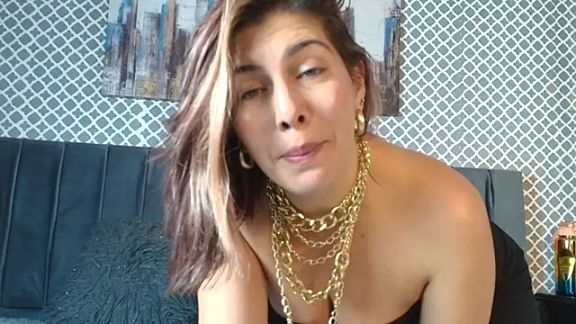 scarlett_moore