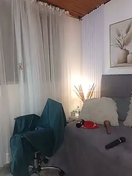 _lara1