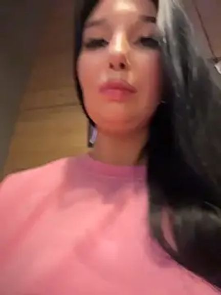Tisha_Busty