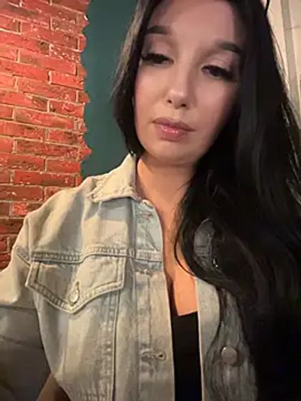Tisha_Busty