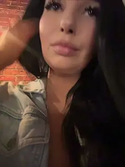 Tisha_Busty