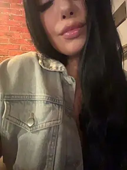 Tisha_Busty