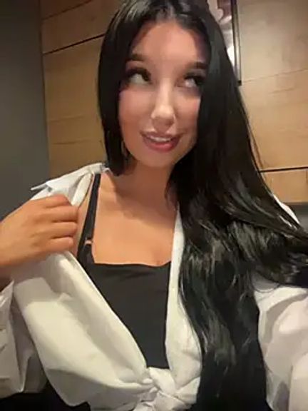 Tisha_Busty