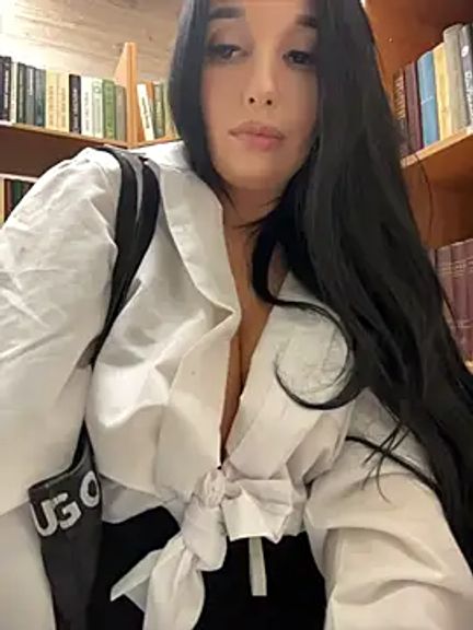Tisha_Busty