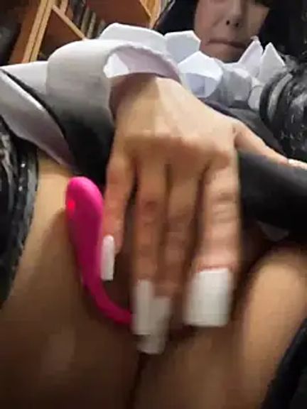 Tisha_Busty