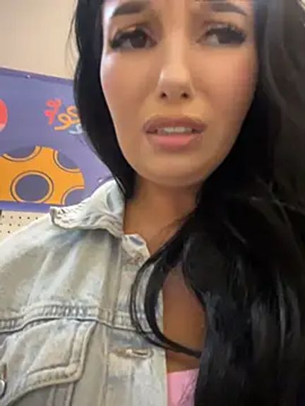 Tisha_Busty