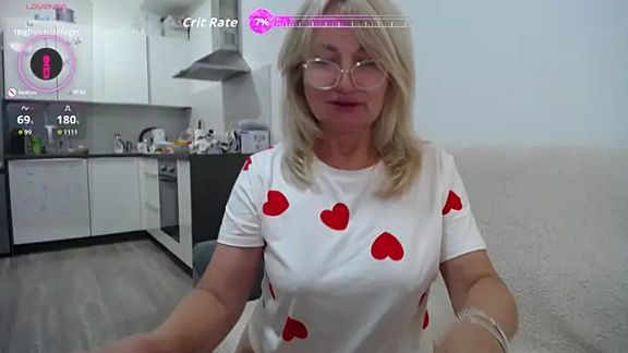 Blond_Woman