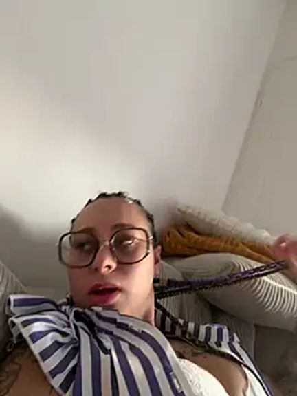 queenlo_xxx