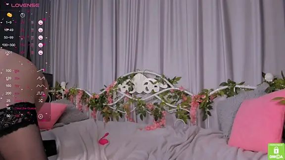Amelia_skyy