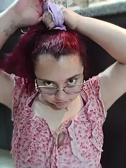 CURVY-HORNY