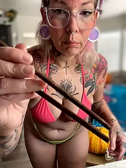 Eva_Monroe-