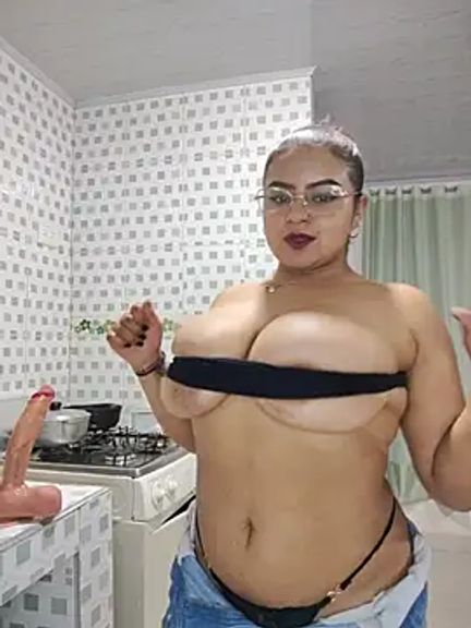 Sexxxy_Lau
