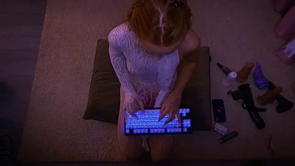 Redhead_Shark_new