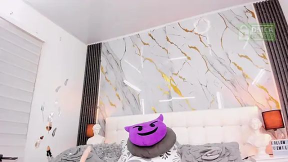 EmilyLeah_